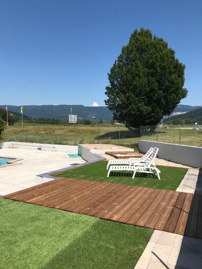 Auberge De La Paillere Lavours Екстериор снимка