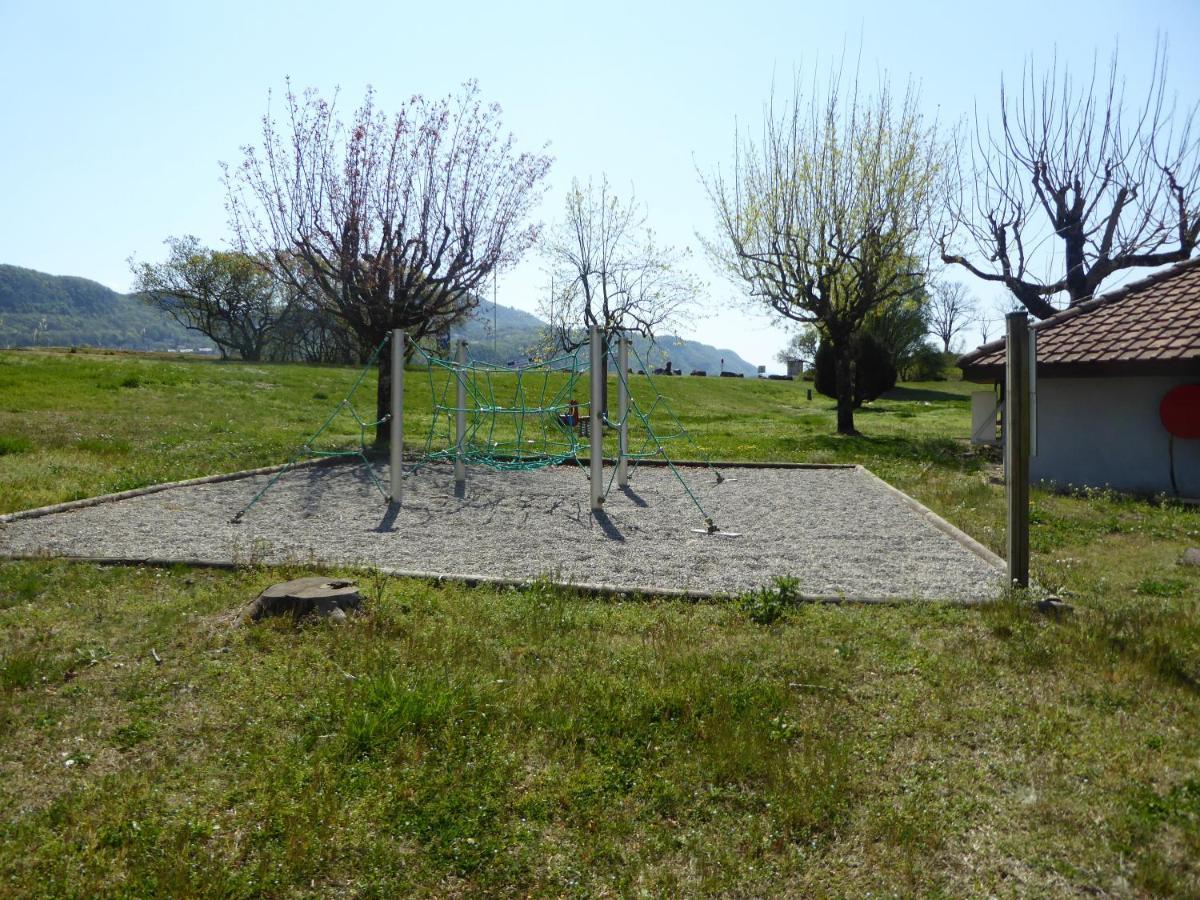 Auberge De La Paillere Lavours Екстериор снимка